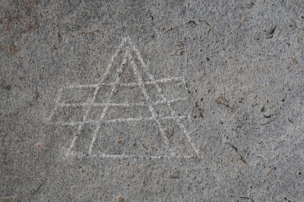 Contrasting Aadu Puli Aatam and&nbsp;Chess